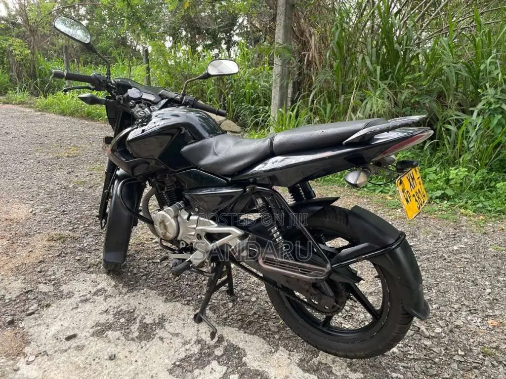 Bajaj Pulsar 135 LS 2012 Motorbike (Used)