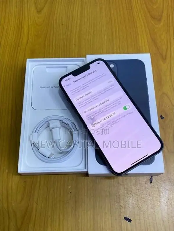 Apple iPhone 13 (Used)