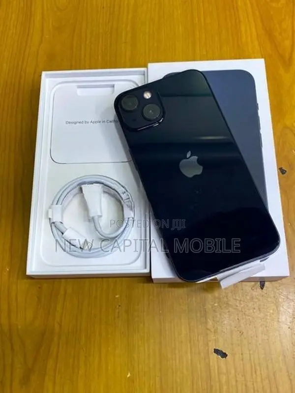 Apple iPhone 13 (Used)