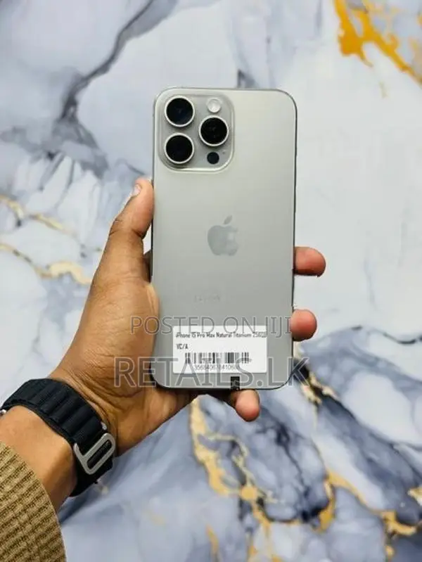 Apple iPhone 15 Pro Max (Used)
