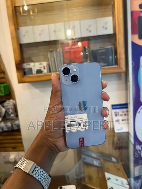 Apple iPhone 14 (Used)