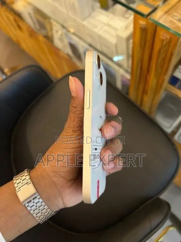 Apple iPhone 14 (Used)