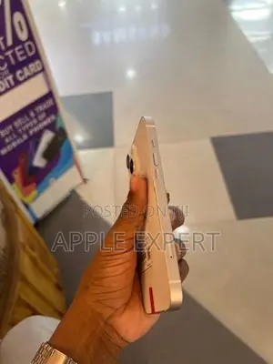 Apple iPhone 14 (Used)