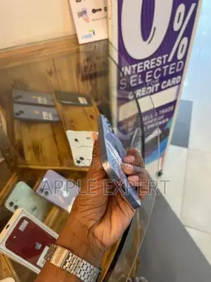 Apple iPhone 14 (Used)