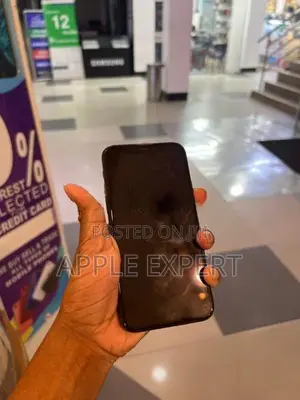 Apple iPhone 11 Pro (Used)
