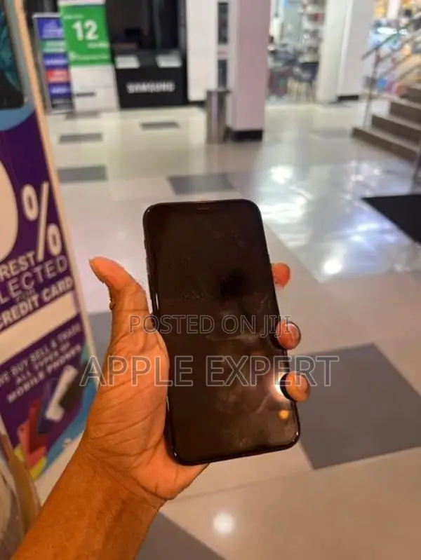 Apple iPhone 11 Pro (Used)
