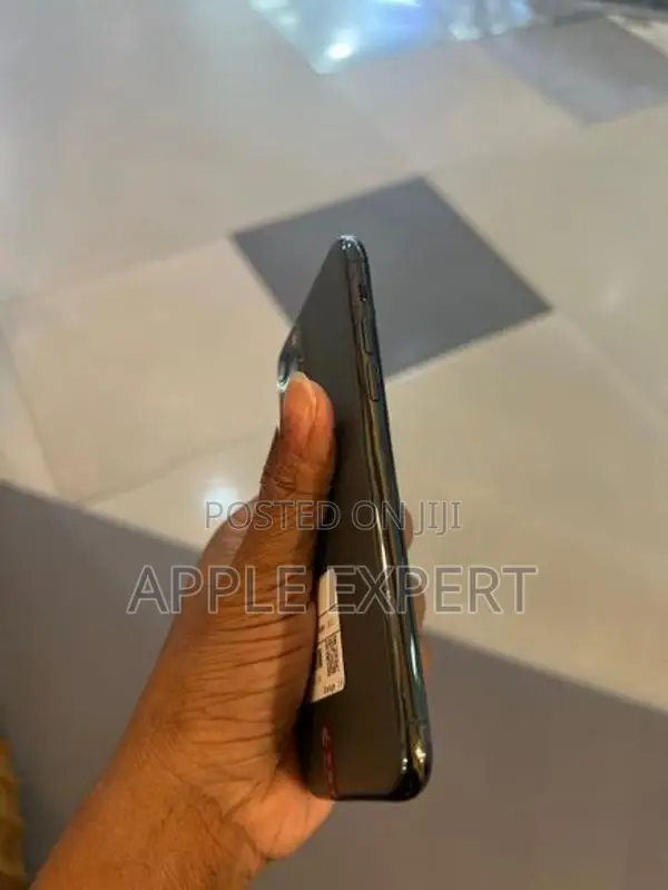 Apple iPhone 11 Pro (Used)