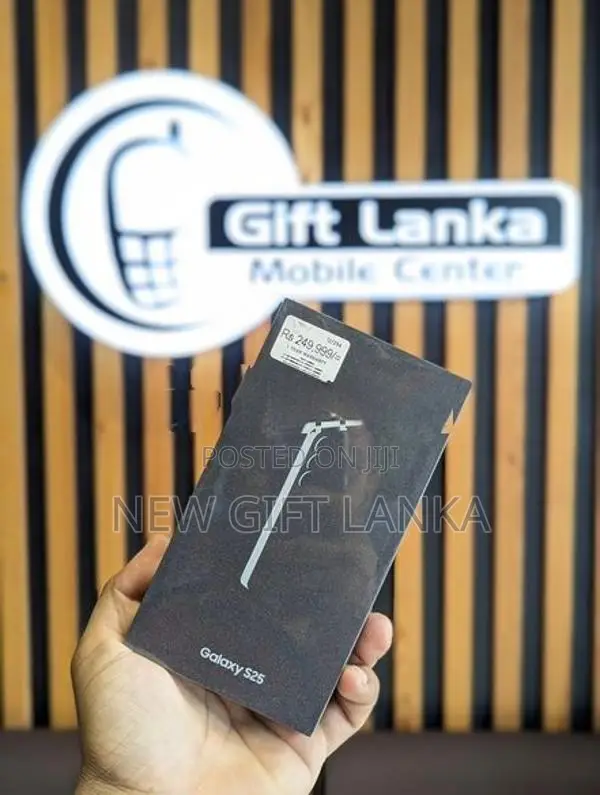 Samsung Galaxy S25 (Brand New)