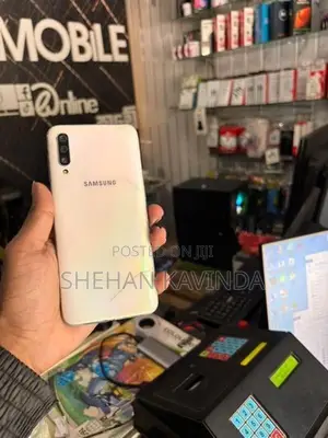 Samsung Galaxy A50 (Used)