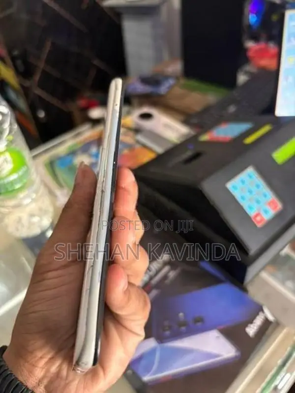 Samsung Galaxy A50 (Used)