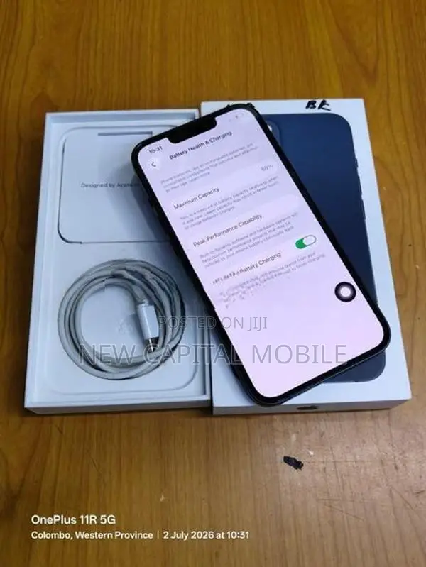 Apple iPhone 13 (Used)