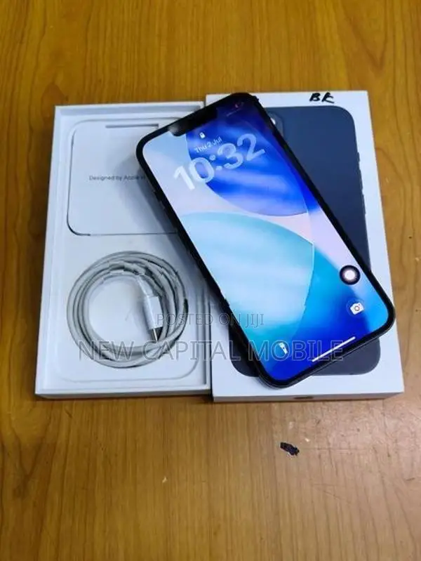 Apple iPhone 13 (Used)