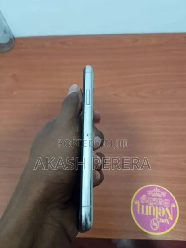 Apple iPhone X (Used)