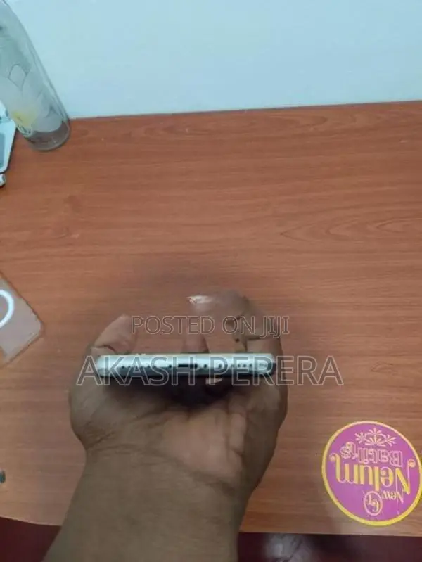 Apple iPhone X (Used)