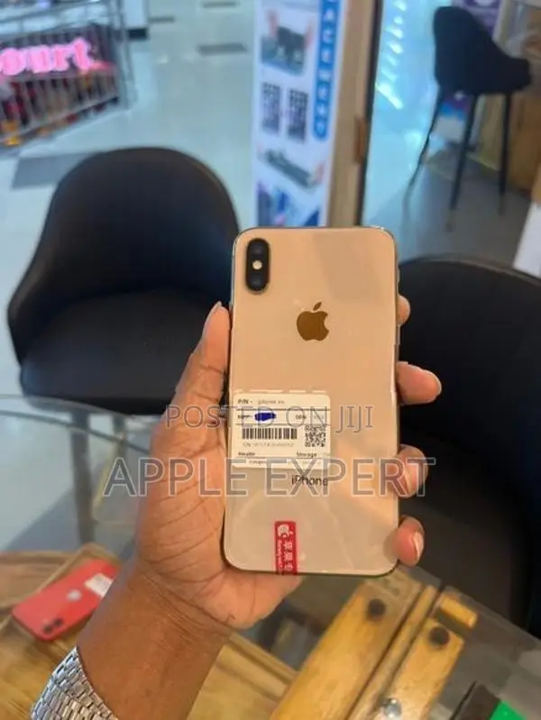 Apple iPhone XS (Used)