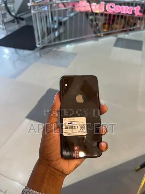 Apple iPhone XS (Used)