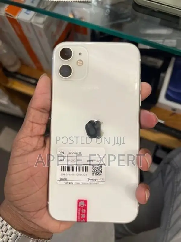 Apple iPhone 11 (Used)