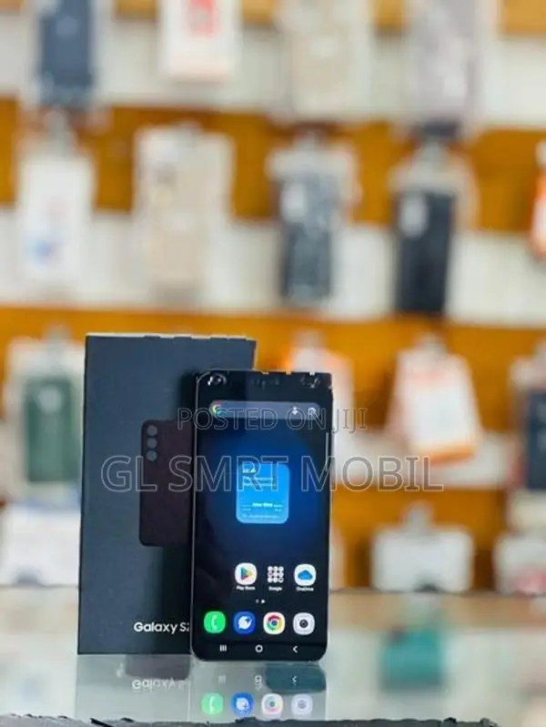 Samsung Galaxy S23 5G/256GB (Used)