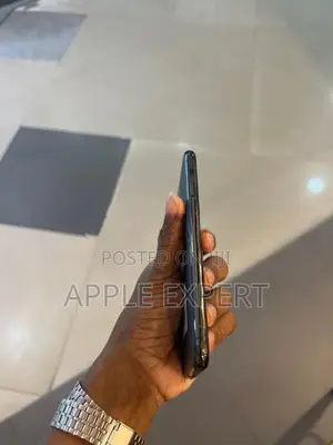 Apple iPhone 11 Pro (Used)