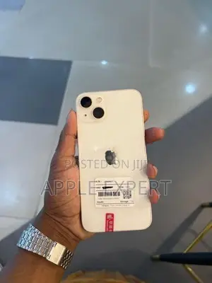 Apple iPhone 13 (Used)