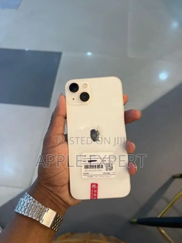 Apple iPhone 13 (Used)