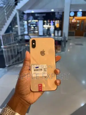 Apple iPhone XS (Used)