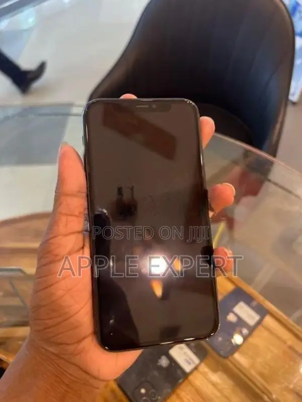Apple iPhone 11 Pro (Used)