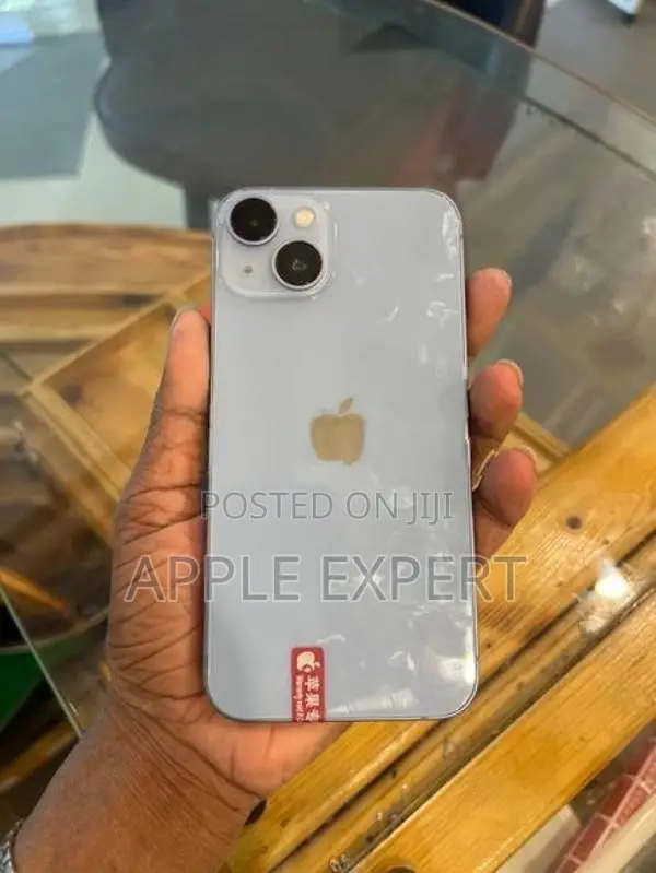 Apple iPhone 14 (Used)