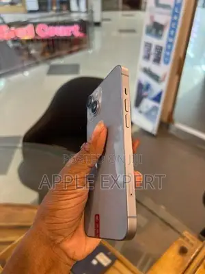 Apple iPhone 14 (Used)