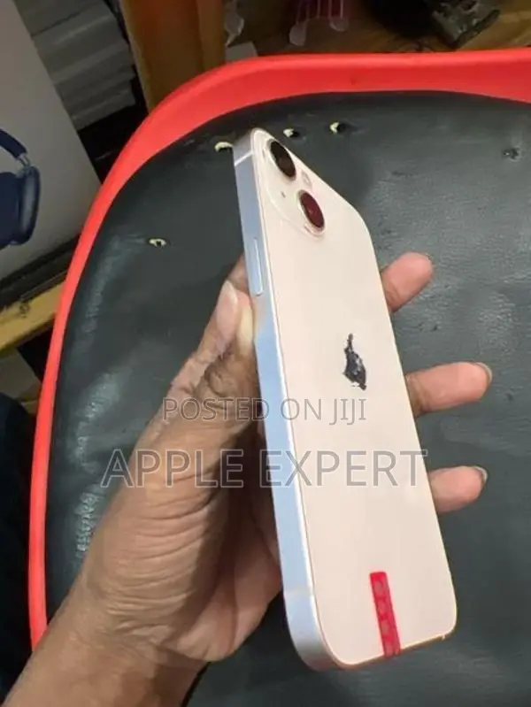 Apple iPhone 13 (Used)