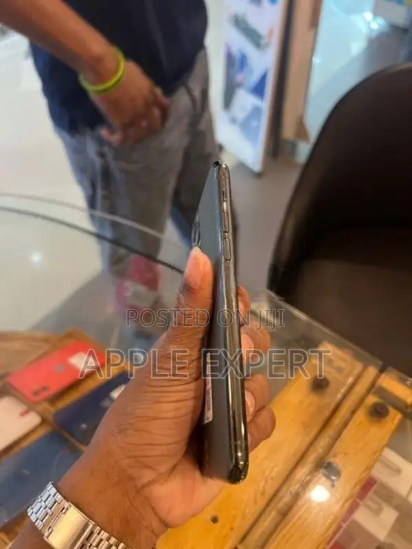 Apple iPhone 11 Pro (Used)