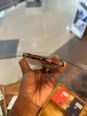Apple iPhone XS (Used)