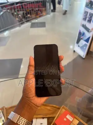 Apple iPhone XS (Used)