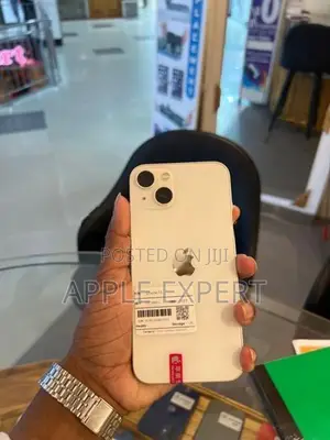 Apple iPhone 13 (Used)