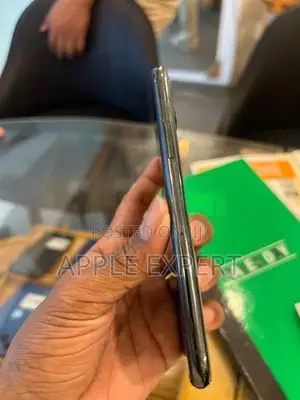 Apple iPhone 11 Pro (Used)