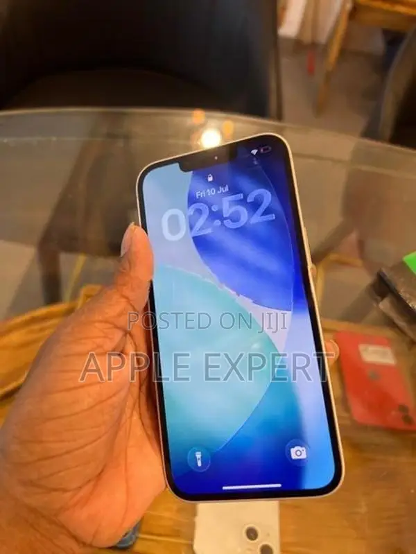 Apple iPhone 13 (Used)