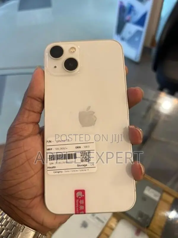 Apple iPhone 13 (Used)