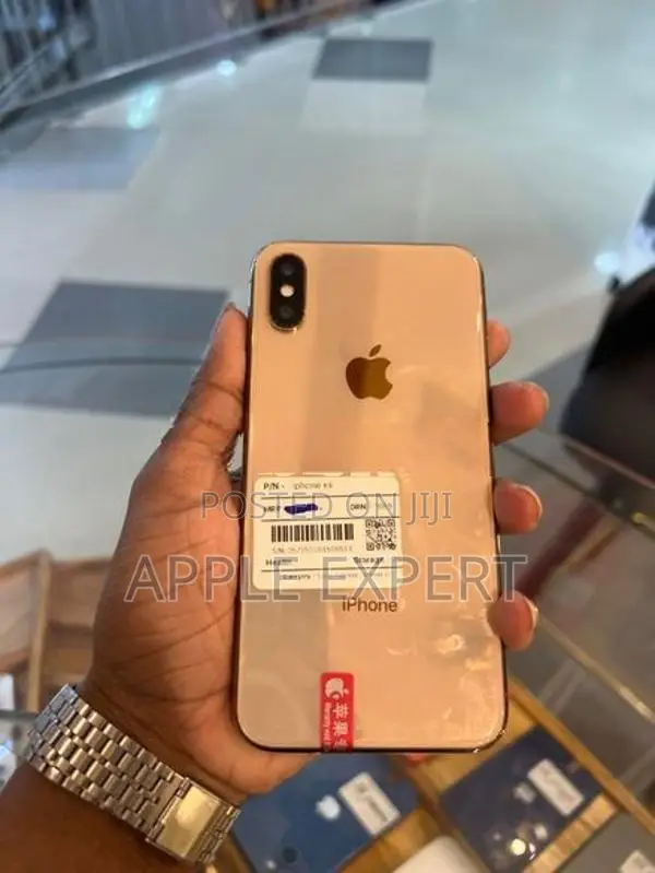Apple iPhone XS (Used)