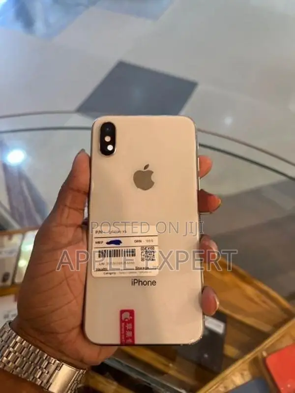 Apple iPhone XS (Used)