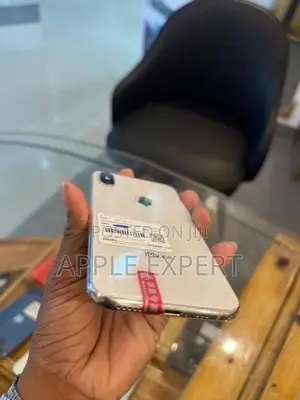 Apple iPhone XS (Used)