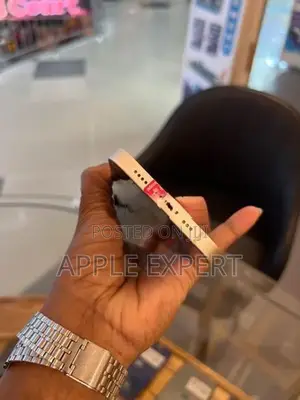 Apple iPhone 13 (Used)