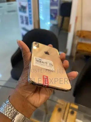 Apple iPhone XS (Used)