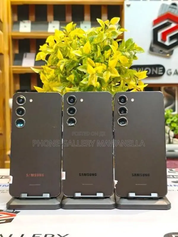 Samsung Galaxy S23 128GB (Used)