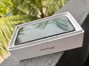 Apple iPhone XS (Used)