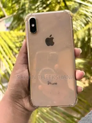 Apple iPhone XS (Used)