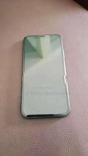 Apple iPhone X (Used)