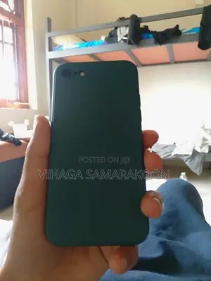 Apple iPhone 7 (Used)