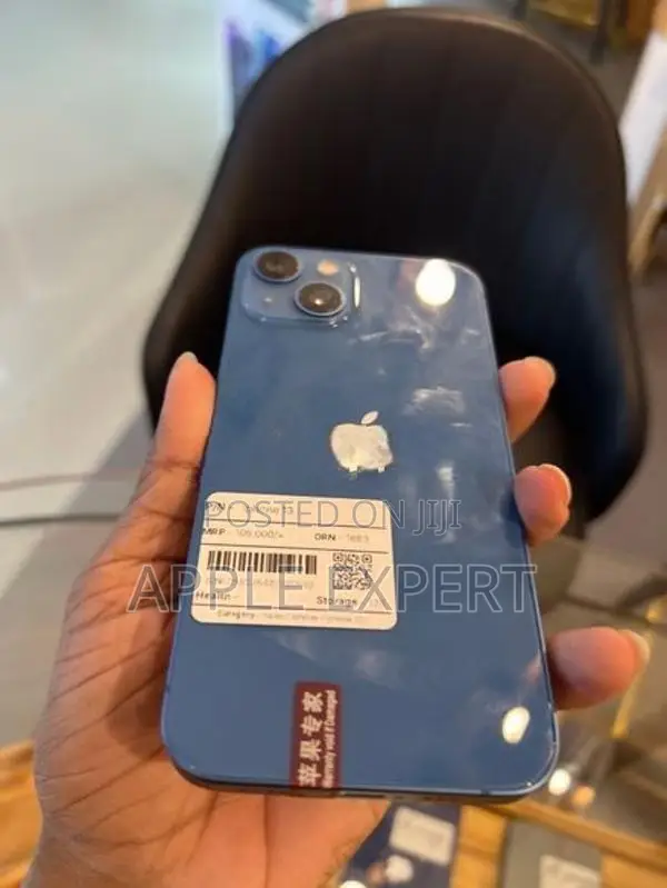 Apple iPhone 13 (Used)