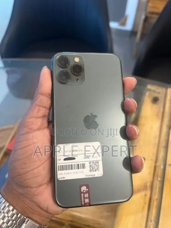 Apple iPhone 11 Pro (Used)