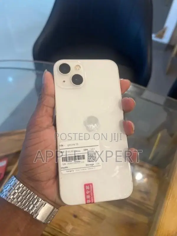 Apple iPhone 13 (Used)